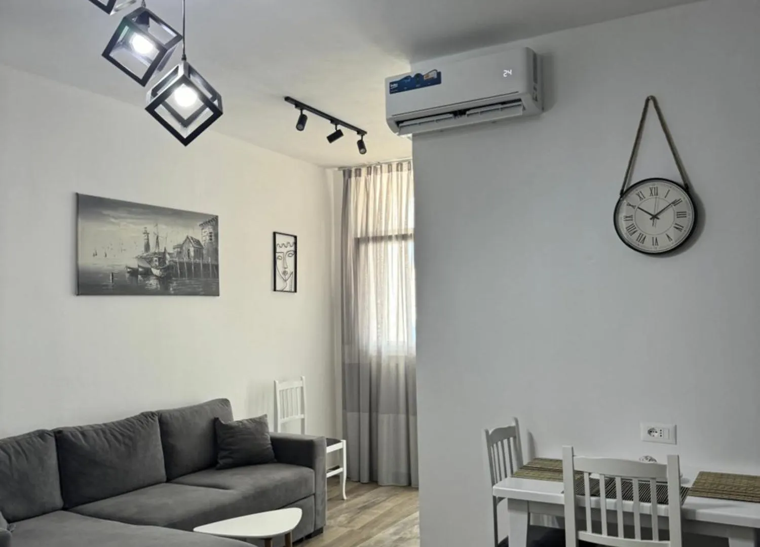 Vata Apartments Kamez